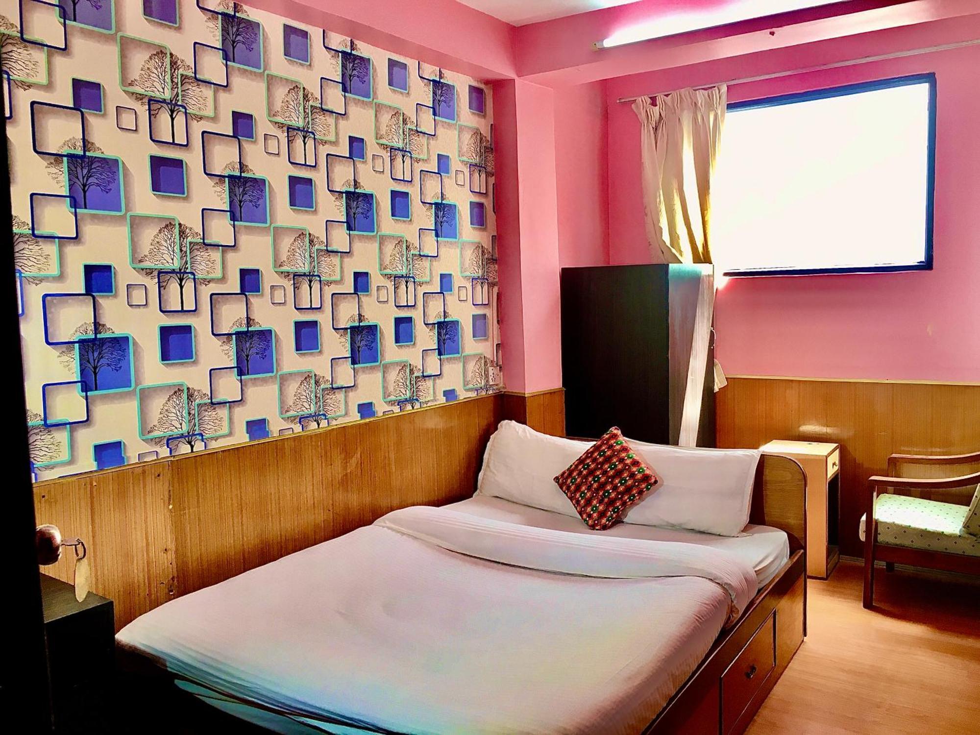 Hotel Plumeria Inn Kathmandu Exterior photo